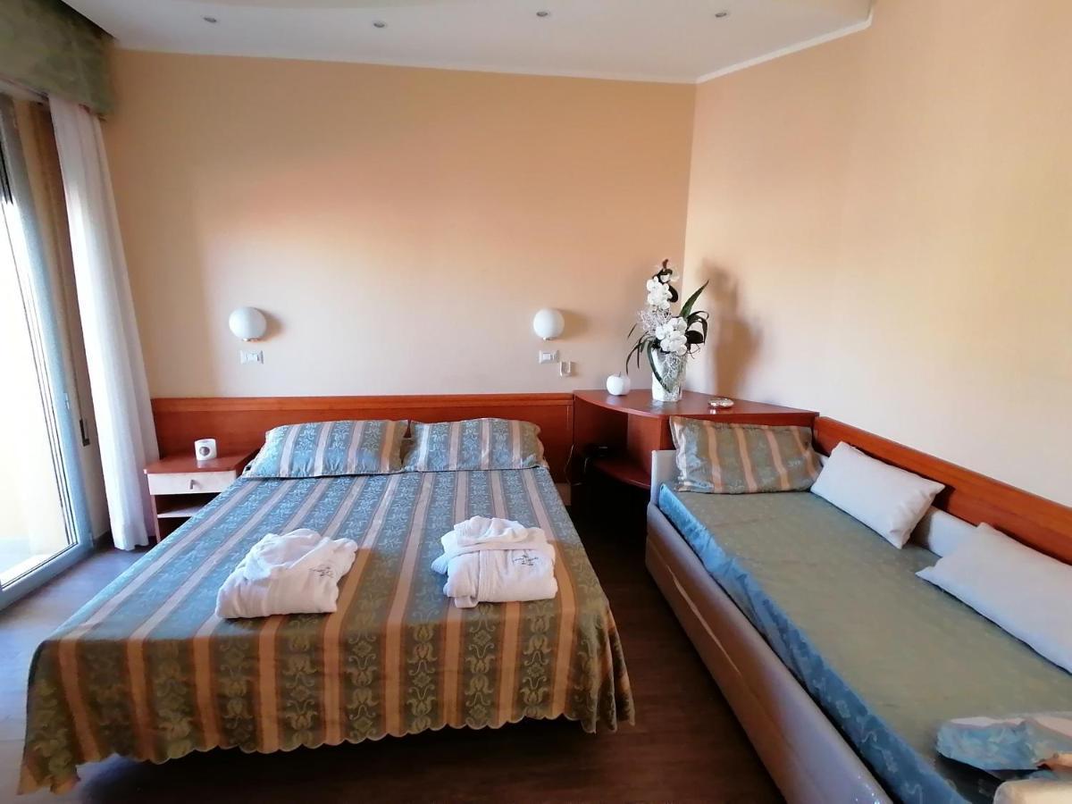 Hotel Nordic بيلاريا-إيجيا مارينا المظهر الخارجي الصورة